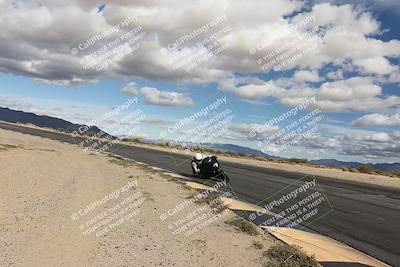 media/Nov-16-2025-Race Pace (Sun) [[8c5fa54630]]/Verified Riders/6-Turn 10 Inside (1145am)/